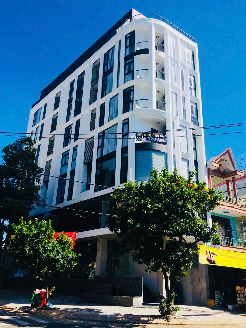 Có Nhà Nhưng Không Có Dòng Tiền: Sai Lầm Phổ Biến Của Người Làm Bất Động Sản Có Nhà Nhưng Không Có Dòng Tiền: Sai Lầm Phổ Biến Của Người Làm Bất Động Sản